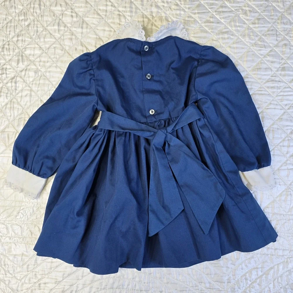 Vintage POLLY FLINDERS Hand Smocked 2T Toddler Dress Blue Flowers Embroidered‎